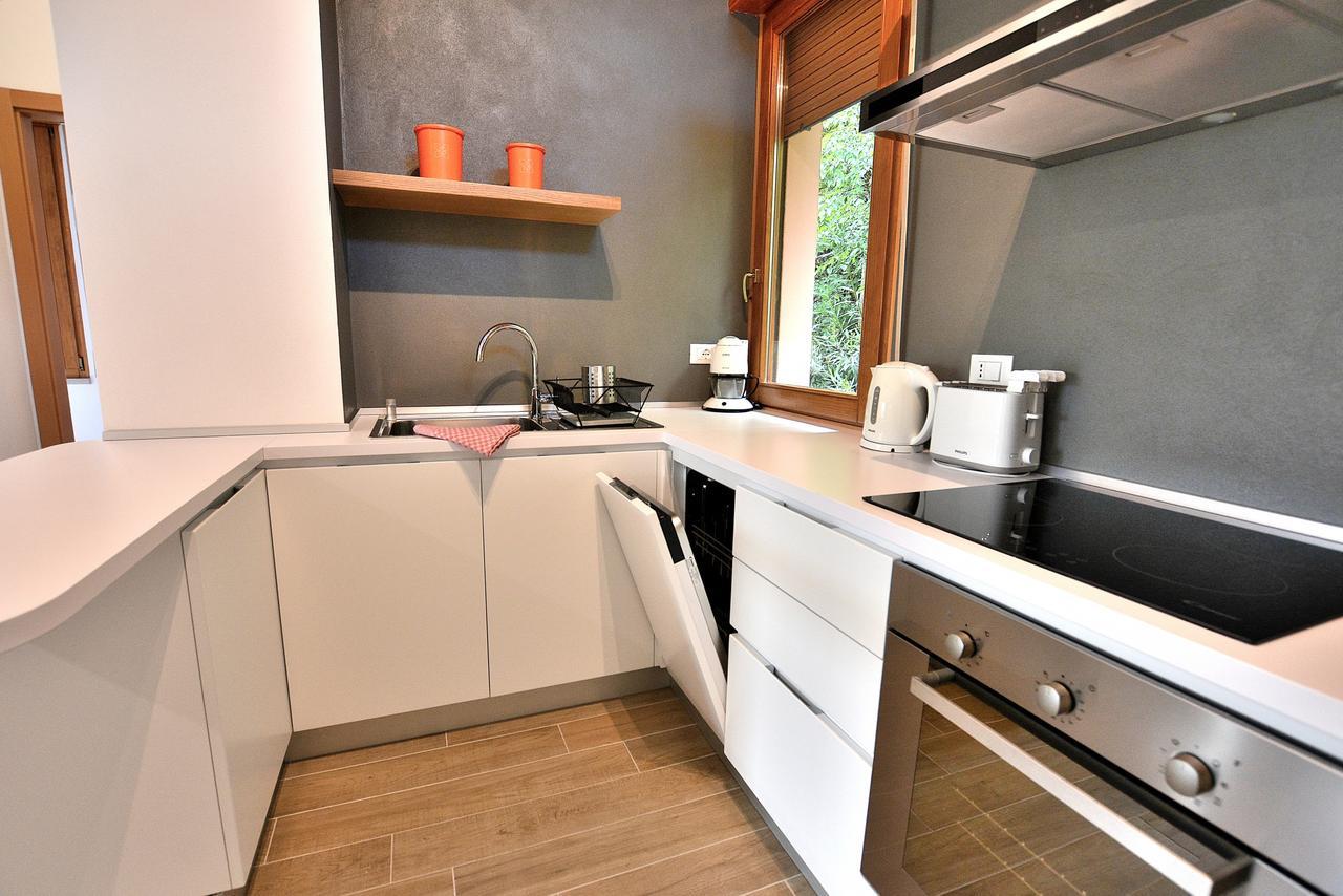 Residenza Candor With Pool Malcesine Zewnętrze zdjęcie